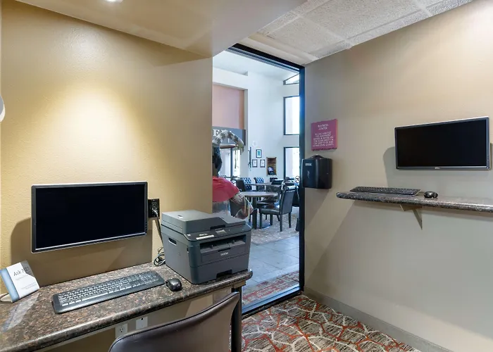 Hotel Western Of 3*